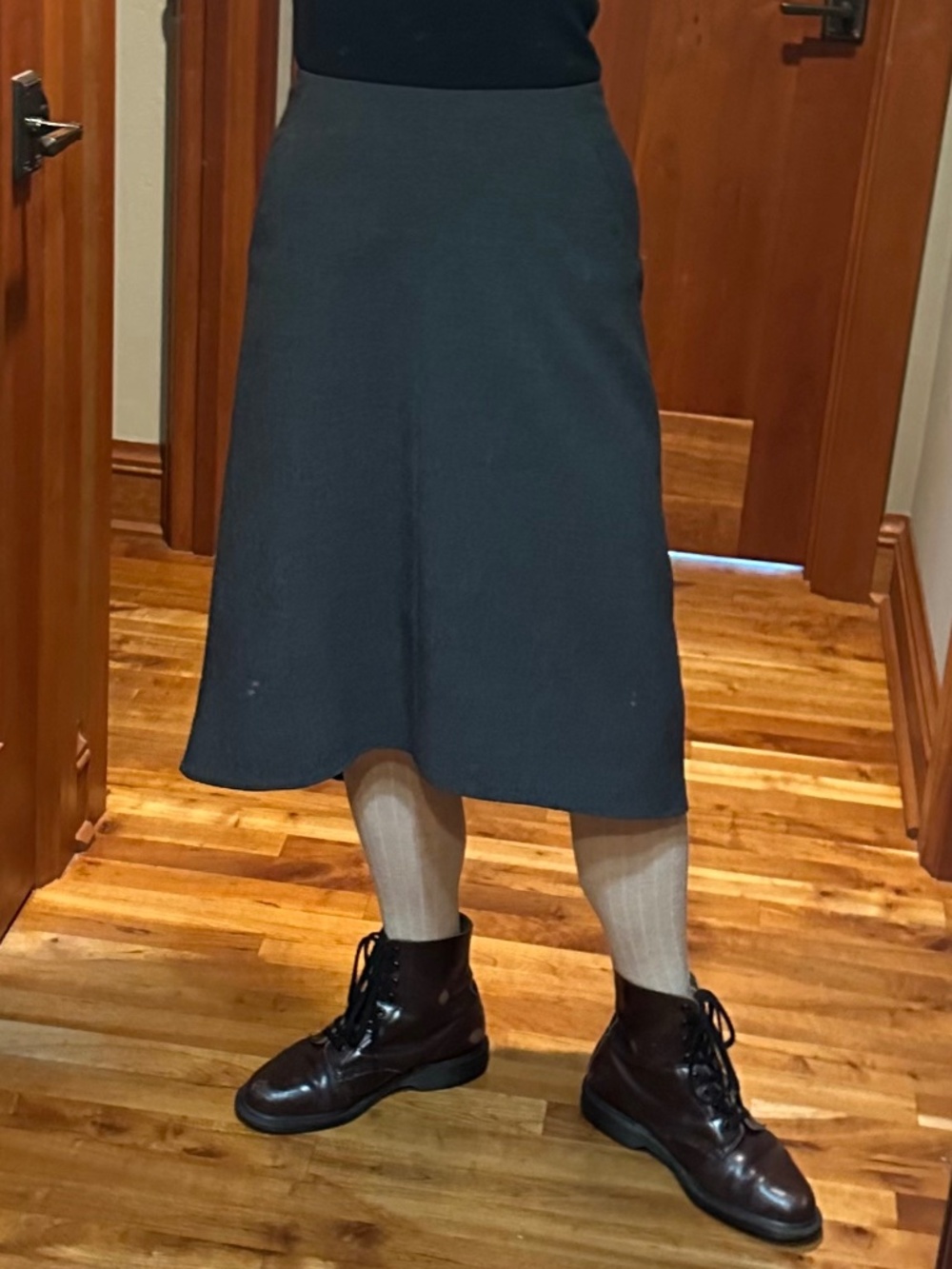 Devan Gray Skirt Size 6